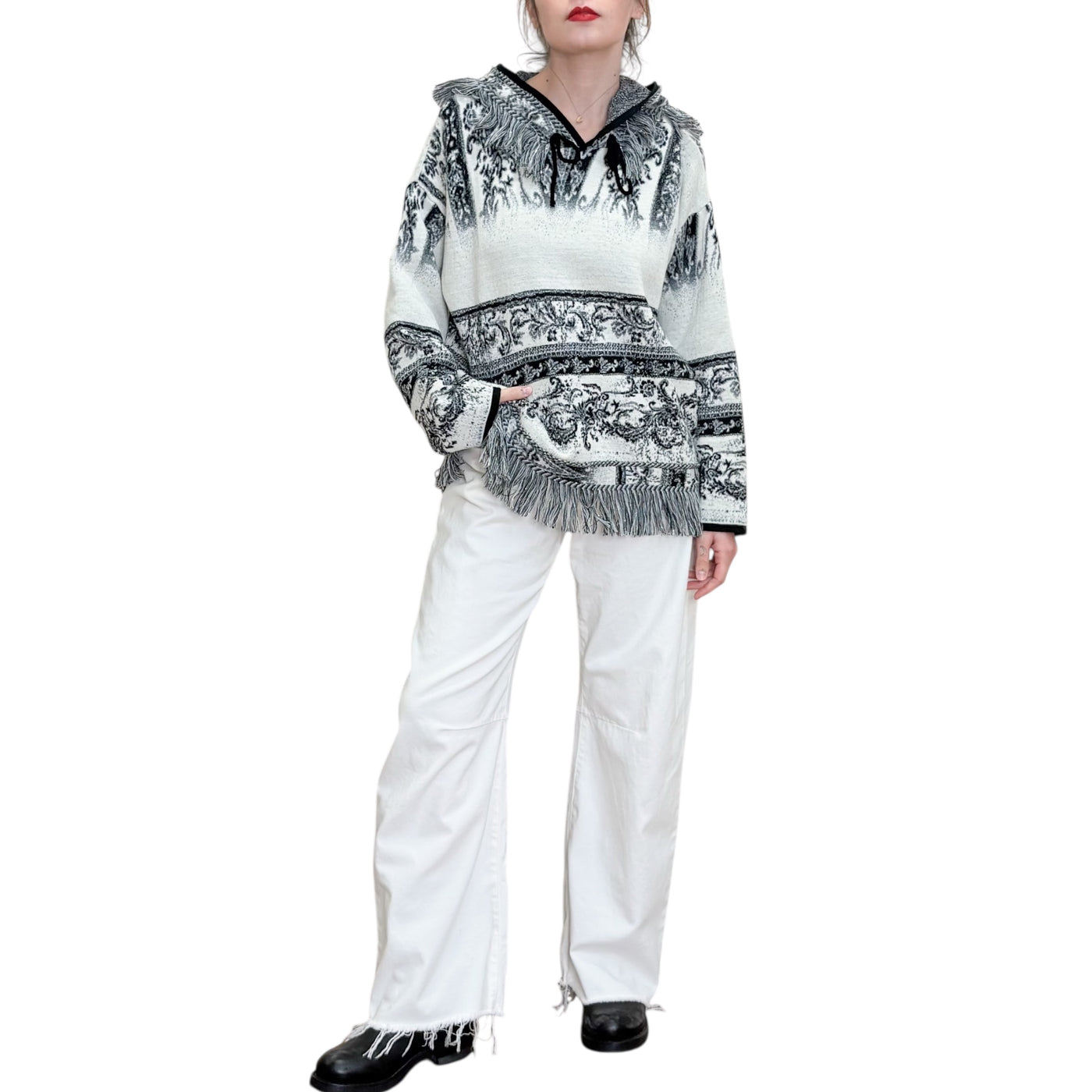 BYE - Maglia con Cappuccio e Frange