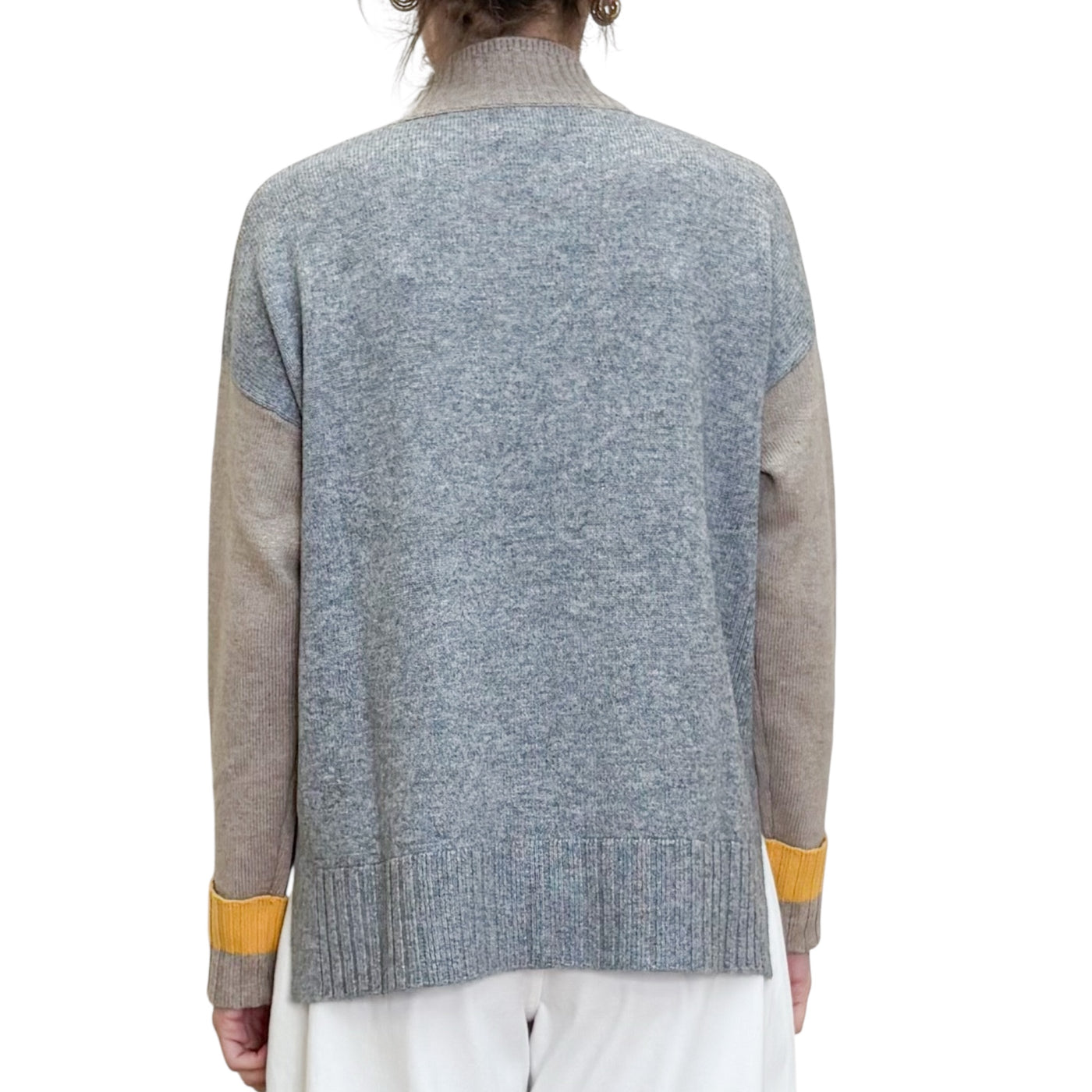 Quilisia - Maglia A V con Spacchi Beige e Grigia