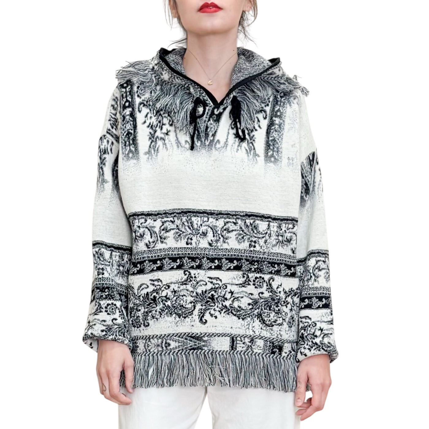 BYE - Maglia con Cappuccio e Frange