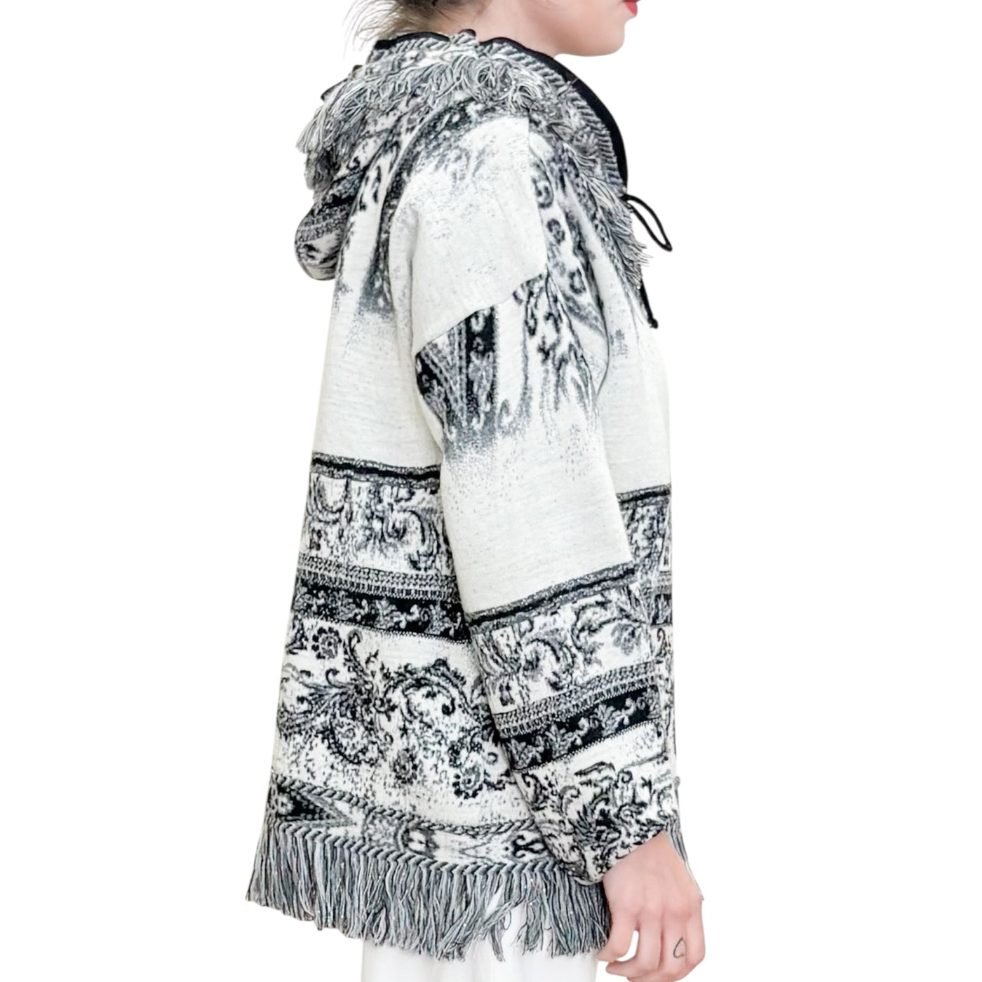 BYE - Maglia con Cappuccio e Frange